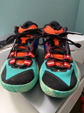 Jordan Zion 1 Planet Z (GS) Youth size 4